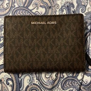 Michael Kors excellent used wallet